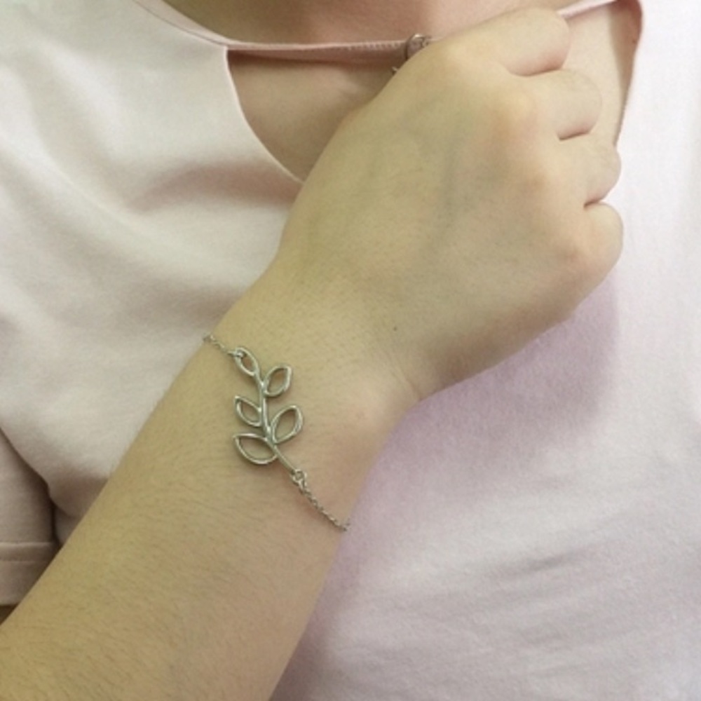 New silver leaf bracelet